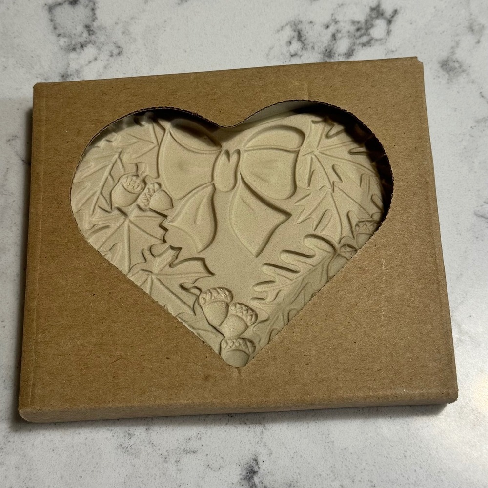 Pampered Chef Autumn Wreath Stoneware Mold‎ Heart Limited Edition 2003 NIB